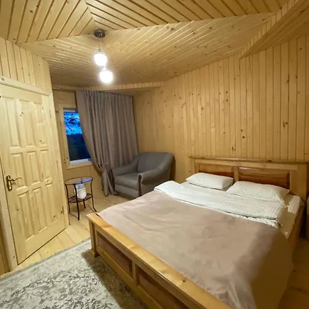 Filiak Πανσιόν Yablunytsya