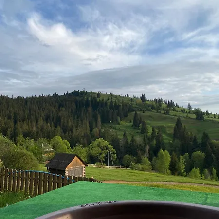 Filiak Πανσιόν Yablunytsya