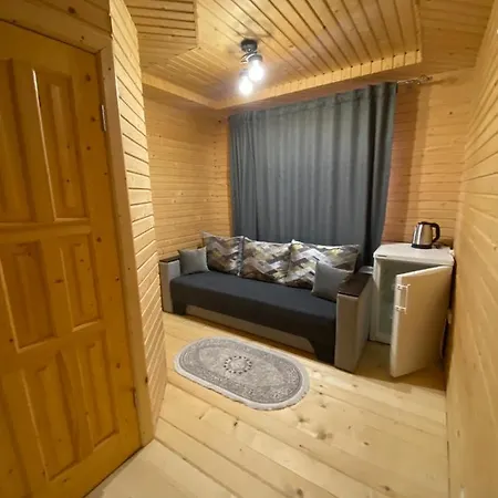 Guest house Filiak Yablunytsya